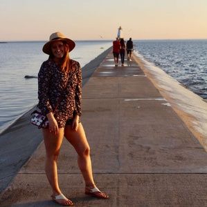 Meet your Posher, Ashley